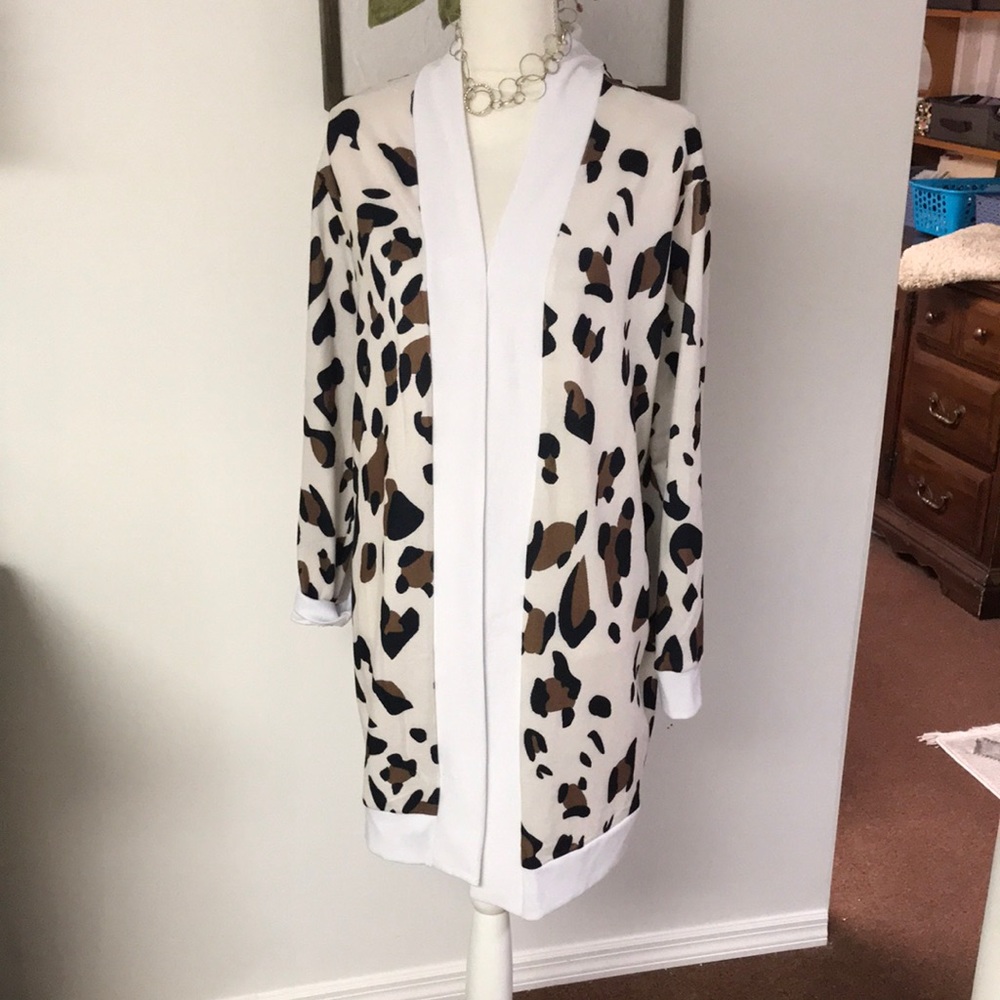 Gorgeous light weight extra long cardigan sweater new without tags - Picture 1 of 9